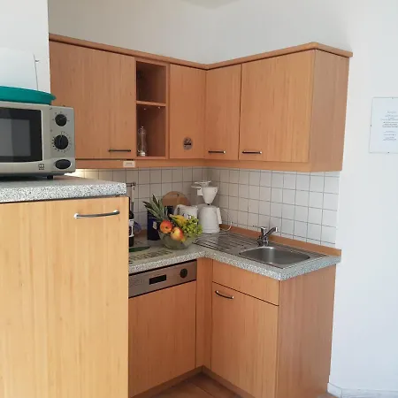 2 Im Fischerhaus Sellin (Rugen)